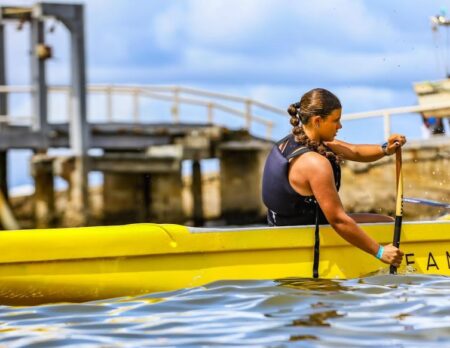 Atleta de Porto Seguro é destaque nacional na canoagem havaiana