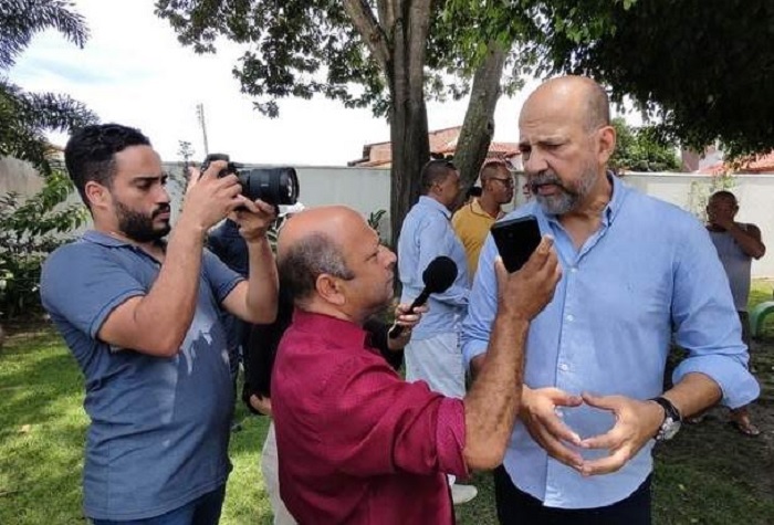 Prefeitura de Eunápolis antecipa salários e decreta ponto facultativo durante o carnaval Prefeitura de Eunápolis antecipa salários e decreta ponto facultativo durante o carnaval