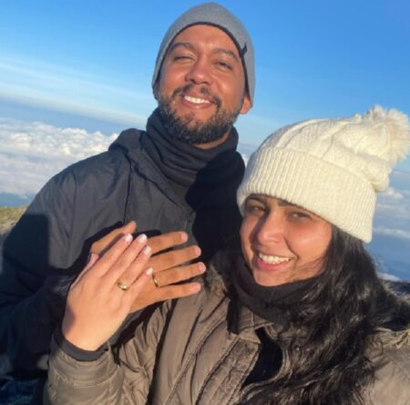 Amor nas alturas: casal que se conheceu em Prado registra em vídeo pedido de casamento no Pico da Bandeira