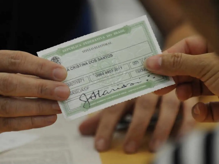 Prazo para regularização do título de eleitor termina hoje Prazo para regularização do título de eleitor termina hoje