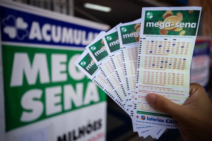Mega-Sena pode pagar R$ 90 milhões em sorteio de quinta-feira Mega-Sena pode pagar R$ 90 milhões em sorteio de quinta-feira