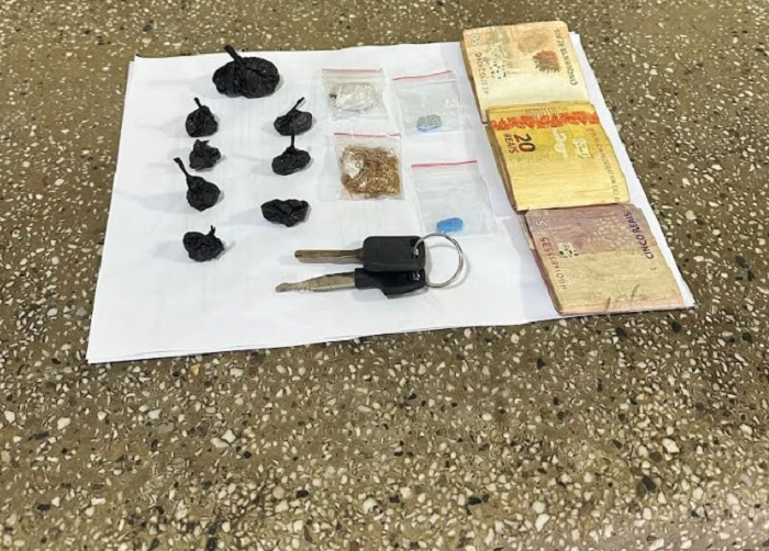 Homem é detido em Teixeira de Freitas com drogas sintéticas Homem é detido em Teixeira de Freitas com drogas sintéticas
