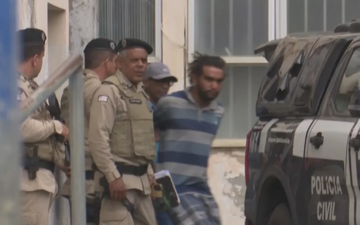 Suspeito confessa participação em assassinato de três mulheres em praia de Ilhéus Suspeito confessa participação em assassinato de três mulheres em praia de Ilhéus