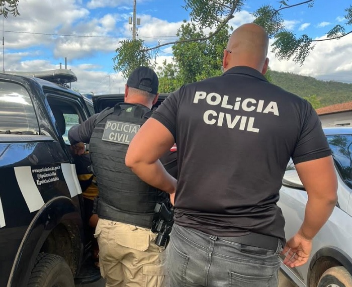 Jovem acusado de homicídio e ligado a tráfico do Rio é preso em Belmonte Jovem acusado de homicídio e ligado a tráfico do Rio é preso em Belmonte