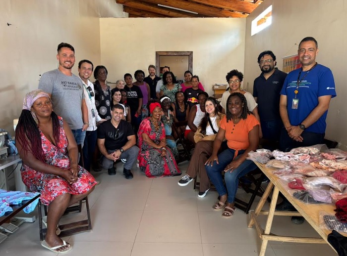 Projeto de Corte e Costura impulsiona autoestima e renda de mulheres em Nova Viçosa Projeto de Corte e Costura impulsiona autoestima e renda de mulheres em Nova Viçosa