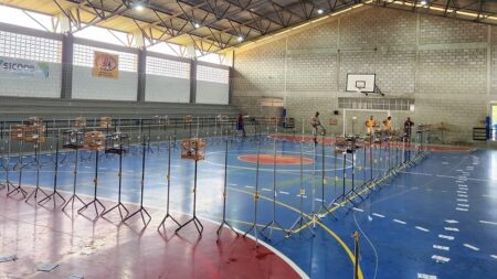 Inema e PM encerram evento ilegal e resgatam mais de 100 aves no Extremo Sul da Bahia