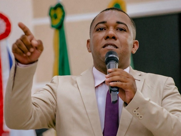 Vereador de Itabela é denunciado pelo MP-BA por ligação com o Bonde do Maluco Vereador de Itabela é denunciado pelo MP-BA por ligação com o Bonde do Maluco