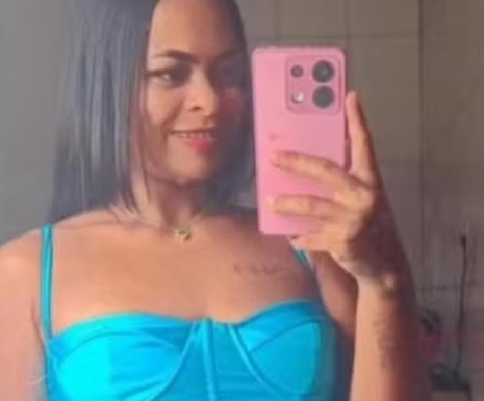 Capotamento na BR-101 em Nova Viçosa deixa jovem morta e três feridos Capotamento na BR-101 em Nova Viçosa deixa jovem morta e três feridos