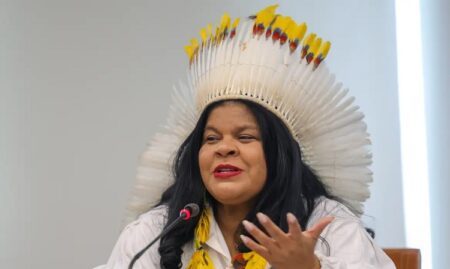 Sônia Guajajara diz que aprovação do Marco Temporal “intensifica conflitos e amplia insegurança”