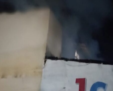 Homem morre após esfaquear duas crianças e provocar incêndio em Porto Seguro