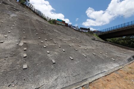 Municípios do Extremo Sul recebem investimentos em obras de contenção de encostas