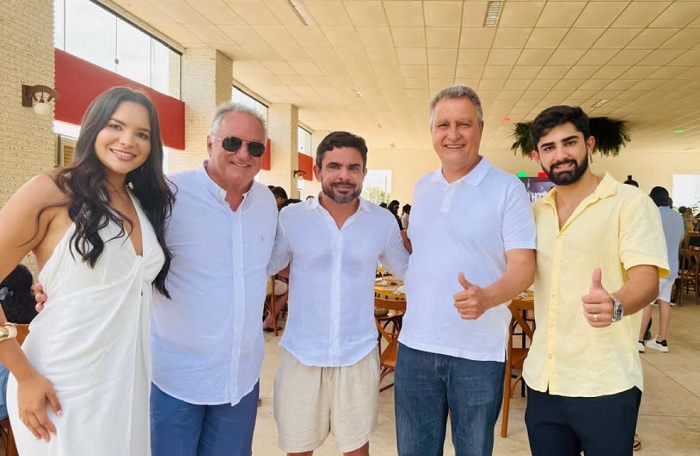 Aniversário de Ronaldo Carletto reúne lideranças e reforça articulações na política baiana Aniversário de Ronaldo Carletto reúne lideranças e reforça articulações na política baiana