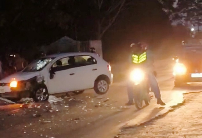 Motociclista morre após colisão com carro no Anel Viário de Porto Seguro Motociclista morre após colisão com carro no Anel Viário de Porto Seguro