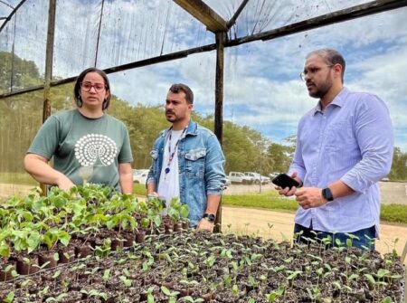 Sema reforça política ambiental com visita técnica a viveiros no Extremo Sul
