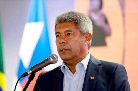 Nova rodoviária de Teixeira de Freitas deve ser entregue até o fim de abril, anuncia governador