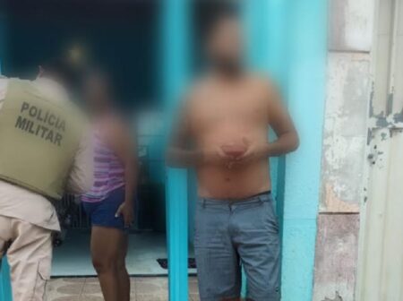 Tiros contra residência assustam moradores em Eunápolis