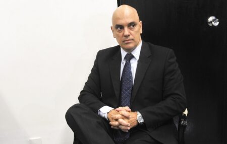 Moraes afirma ser falsa informação sobre visita à casa de Vorcaro em Trancoso