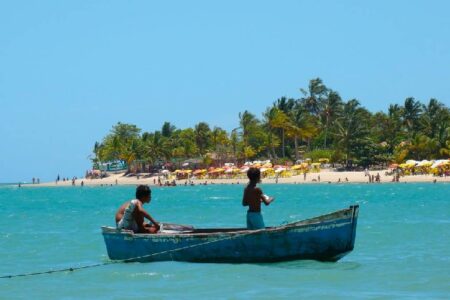 Extremo sul da Bahia tem três praias entre as melhores da América do Sul; saiba quais