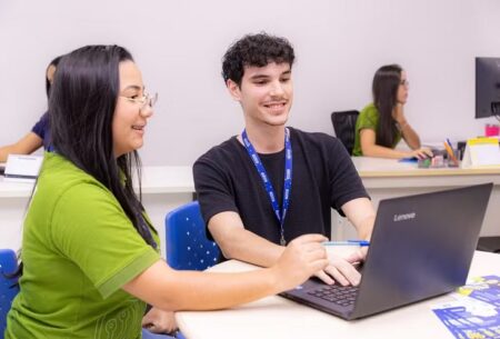 IEL abre vagas de estágio com bolsas de até R$ 1.621 em cidades do Extremo Sul da Bahia