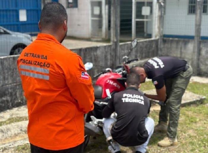 Operação da SSP identifica 90 veículos irregulares durante ações em Eunápolis e outras cidades Operação da SSP identifica 90 veículos irregulares durante ações em Eunápolis e outras cidades
