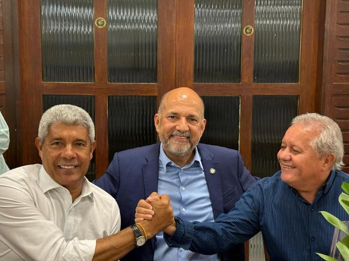 Luiz Mário cobra investimentos para Itamaraju durante agenda com Jerônimo Rodrigues Luiz Mário cobra investimentos para Itamaraju durante agenda com Jerônimo Rodrigues