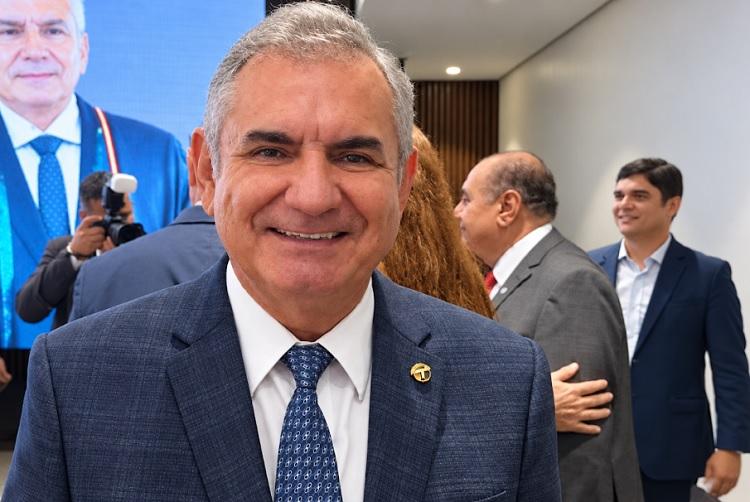 Angelo Coronel recebe menos recursos do partido que deputados federais Angelo Coronel recebe menos recursos do partido que deputados federais
